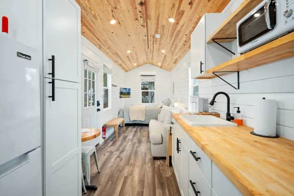 Cozy Hill Country Tiny Home | Pool + Hot Tub | Guadalupe River Access - Image 4