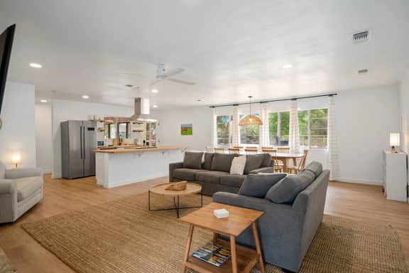 Hill Country Home | Sleeps 10 | Pool + Hot Tub | Guadalupe River Access - Image 3